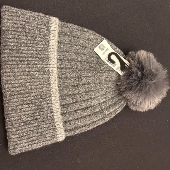 New Beanie Hat: One Size - Picture 3 of 7